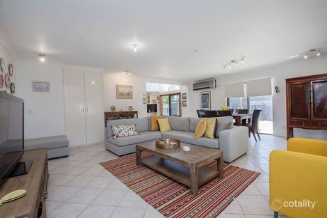 Property photo of 21 Mingaletta Drive Ashmore QLD 4214