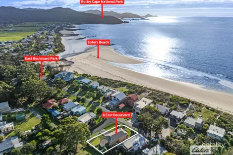 Property photo of 8 East Boulevard Sisters Beach TAS 7321