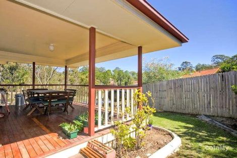 Property photo of 10 Evergreen Close Kenmore QLD 4069