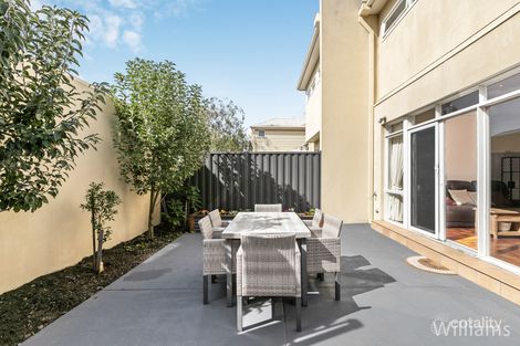 Property photo of 118 North Road Newport VIC 3015