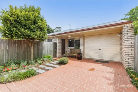 2/318b South St, Harristown, QLD 4350