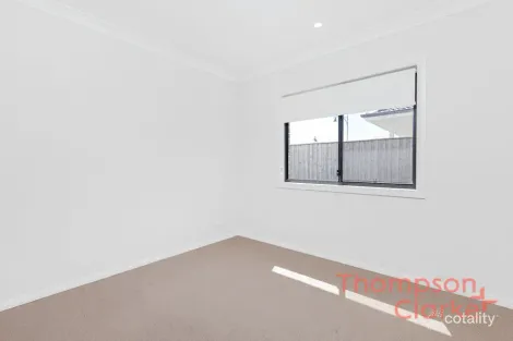 Property photo of 1 Garrison Way Chisholm NSW 2322