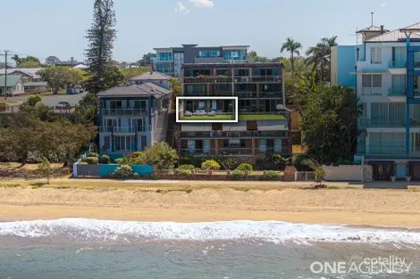Property photo of 4/108 Prince Edward Parade Scarborough QLD 4020