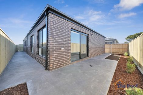 Property photo of 3 Imatra Loop Tarneit VIC 3029