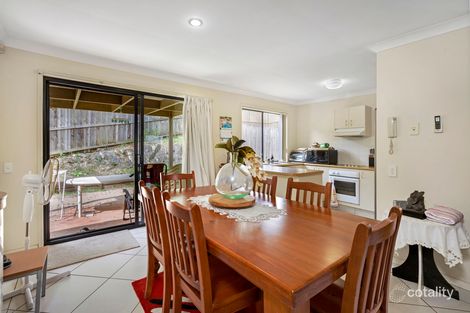 Property photo of 4/24 Amsonia Court Arundel QLD 4214