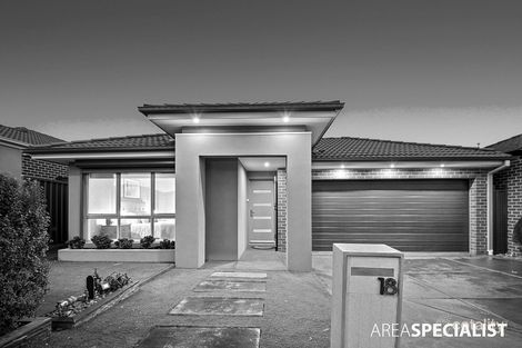 Property photo of 18 City Vista Court Fraser Rise VIC 3336