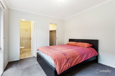 Property photo of 2/8 Kingsley Parade Carnegie VIC 3163