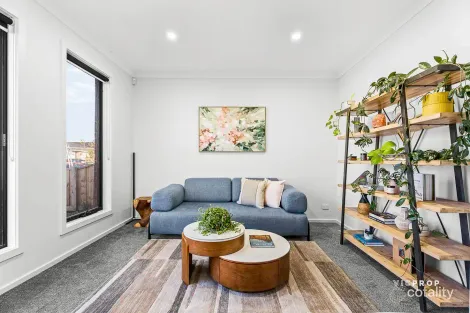 Property photo of 39 Mannagum Drive Beveridge VIC 3753