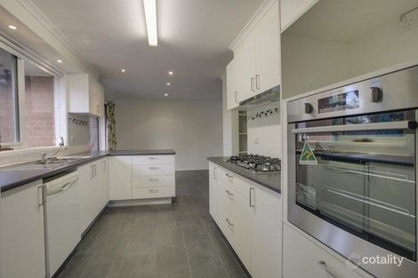 Property photo of 5 Kalbar Court Scoresby VIC 3179