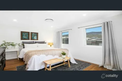 Property photo of 1 Sapphire Road Stream Hill NSW 2526