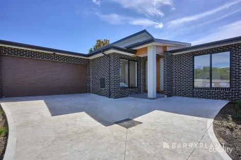15a Clubpoint Dr, Chirnside Park, VIC 3116