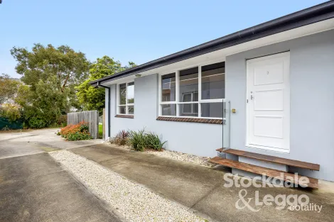 Property photo of 3/21 Wattle Place McCrae VIC 3938