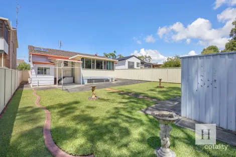 Property photo of 15 Restlea Avenue Charmhaven NSW 2263