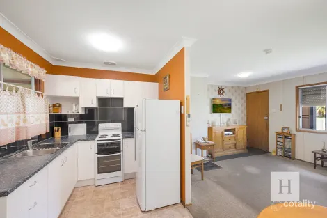 Property photo of 15 Restlea Avenue Charmhaven NSW 2263