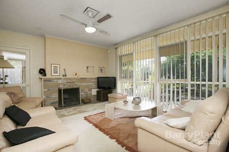 Property photo of 51 Illuka Crescent Mount Waverley VIC 3149