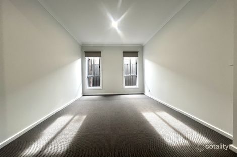 80 Adelong Bvd, Cobblebank, VIC 3338