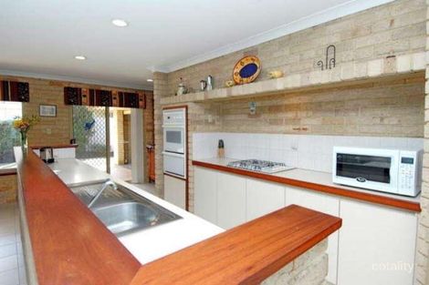 Property photo of 11 Lyell Grove Woodvale WA 6026