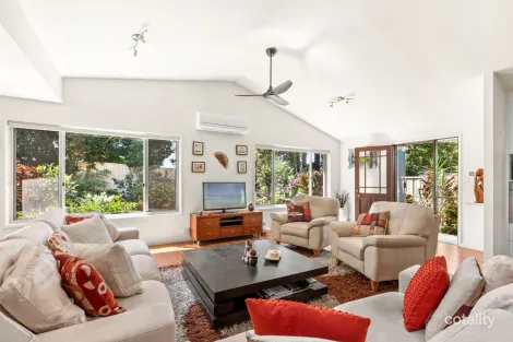 Property photo of 5 Como Court Buderim QLD 4556