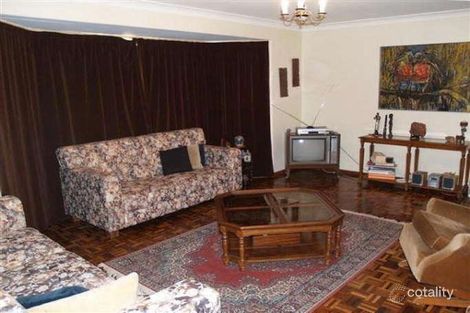 Property photo of 1 Teutonia Court High Wycombe WA 6057