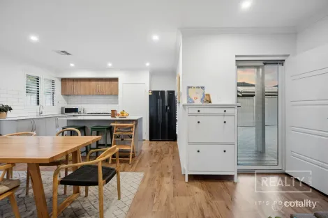 Property photo of 20A Pike Street Karrinyup WA 6018