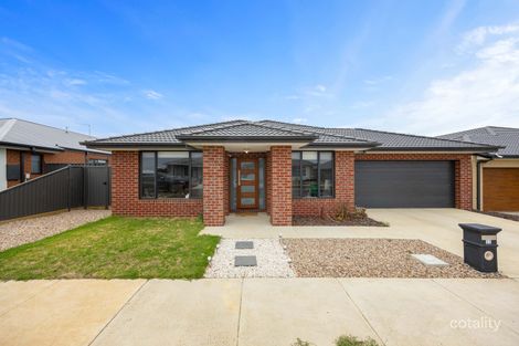 Property photo of 32 Lakeland Drive Lucas VIC 3350