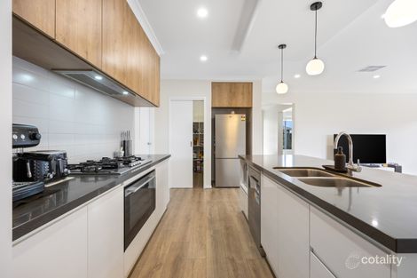 Property photo of 32 Lakeland Drive Lucas VIC 3350