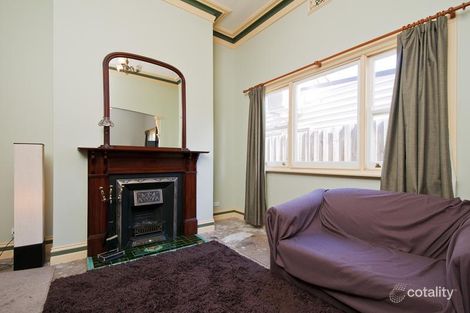 Property photo of 4 Pentland Parade Seddon VIC 3011