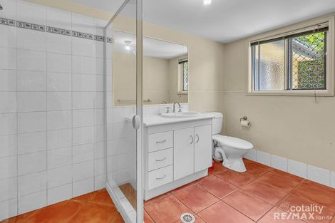 Property photo of 9 Hogan Place Seventeen Mile Rocks QLD 4073