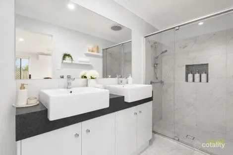 Property photo of 42 Spring Way Nikenbah QLD 4655