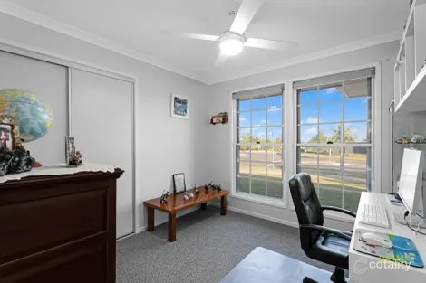 Property photo of 42 Spring Way Nikenbah QLD 4655