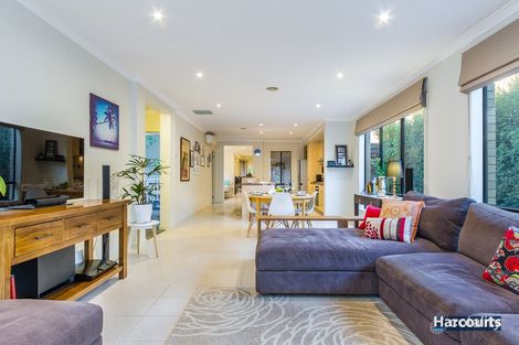 Property photo of 18 Monbulk Crescent Rowville VIC 3178