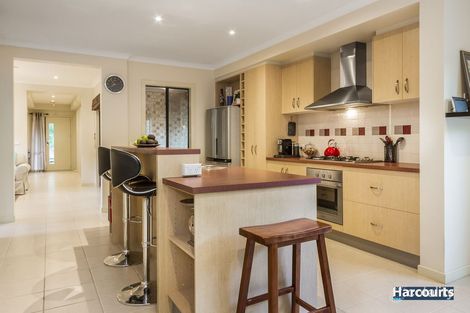 Property photo of 18 Monbulk Crescent Rowville VIC 3178