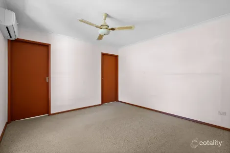 Property photo of 21 Holburn Crescent Kings Langley NSW 2147