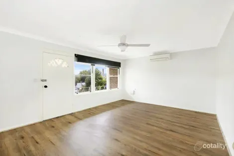 Property photo of 7 Isis Street Wyoming NSW 2250