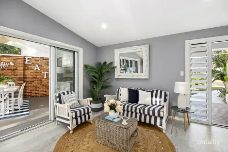 Property photo of 9 Laird Close Shelly Beach NSW 2261