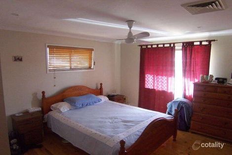 Property photo of 4 Thistlebank Street Durack QLD 4077