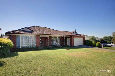 Property photo of 15 Mitchell Court Berwick VIC 3806