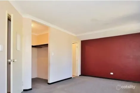Property photo of 4 Granada Way Ellenbrook WA 6069
