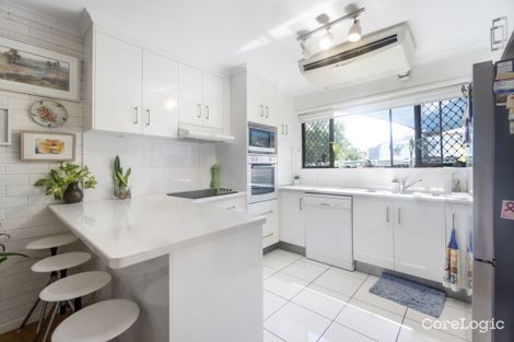 Property photo of 2/32 Perry Street Bundaberg North QLD 4670