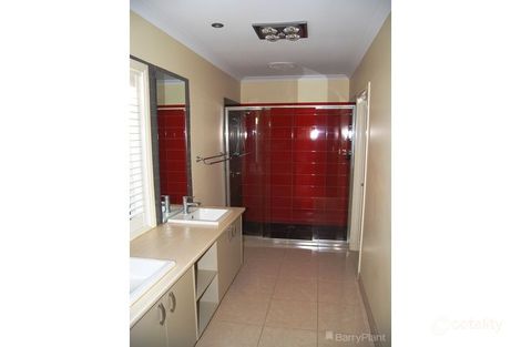 Property photo of 6 Inverness Avenue Derrimut VIC 3026