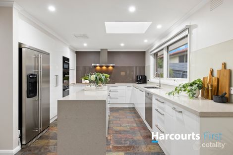 Property photo of 15 Gateshead Drive Wantirna South VIC 3152