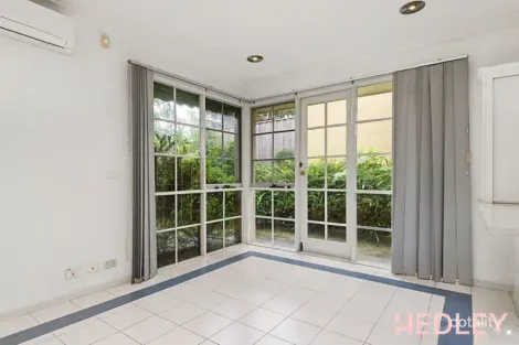 Property photo of 17 Sunhill Road Glen Iris VIC 3146