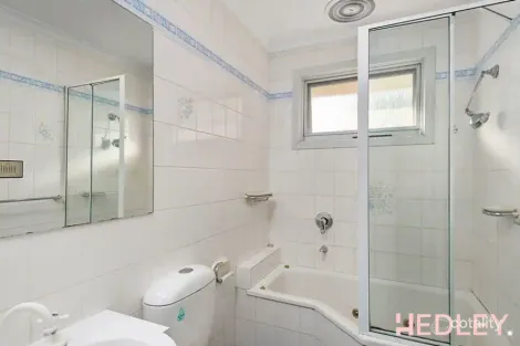 Property photo of 17 Sunhill Road Glen Iris VIC 3146