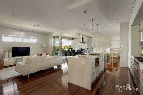 Property photo of 10 Warril Street Wavell Heights QLD 4012