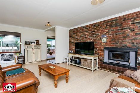 Property photo of 21 Marriott Road Boya WA 6056