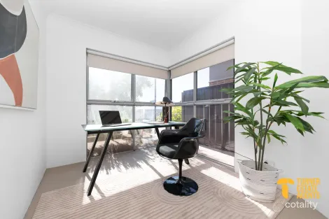 Property photo of 8 Conifer Place Kardinya WA 6163