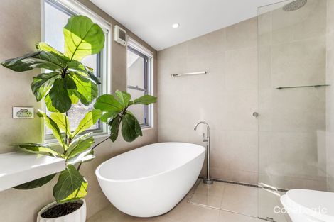 Property photo of 2 McGarvie Street Paddington NSW 2021