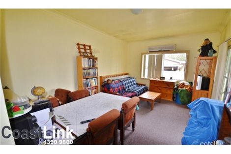 Property photo of 25 Queens Road Lake Munmorah NSW 2259