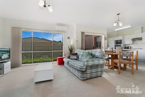 Property photo of 2/15 Griffen Street Hamlyn Heights VIC 3215