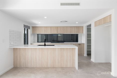 Property photo of 8 Battunga Street Wishart QLD 4122